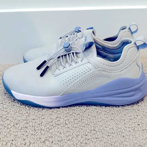 Nursing shoes - Picture 1 of 2